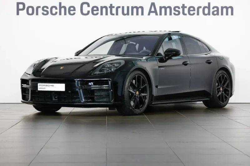 Porsche Panamera (2024)