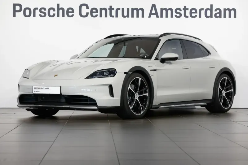 Porsche Taycan (2024)