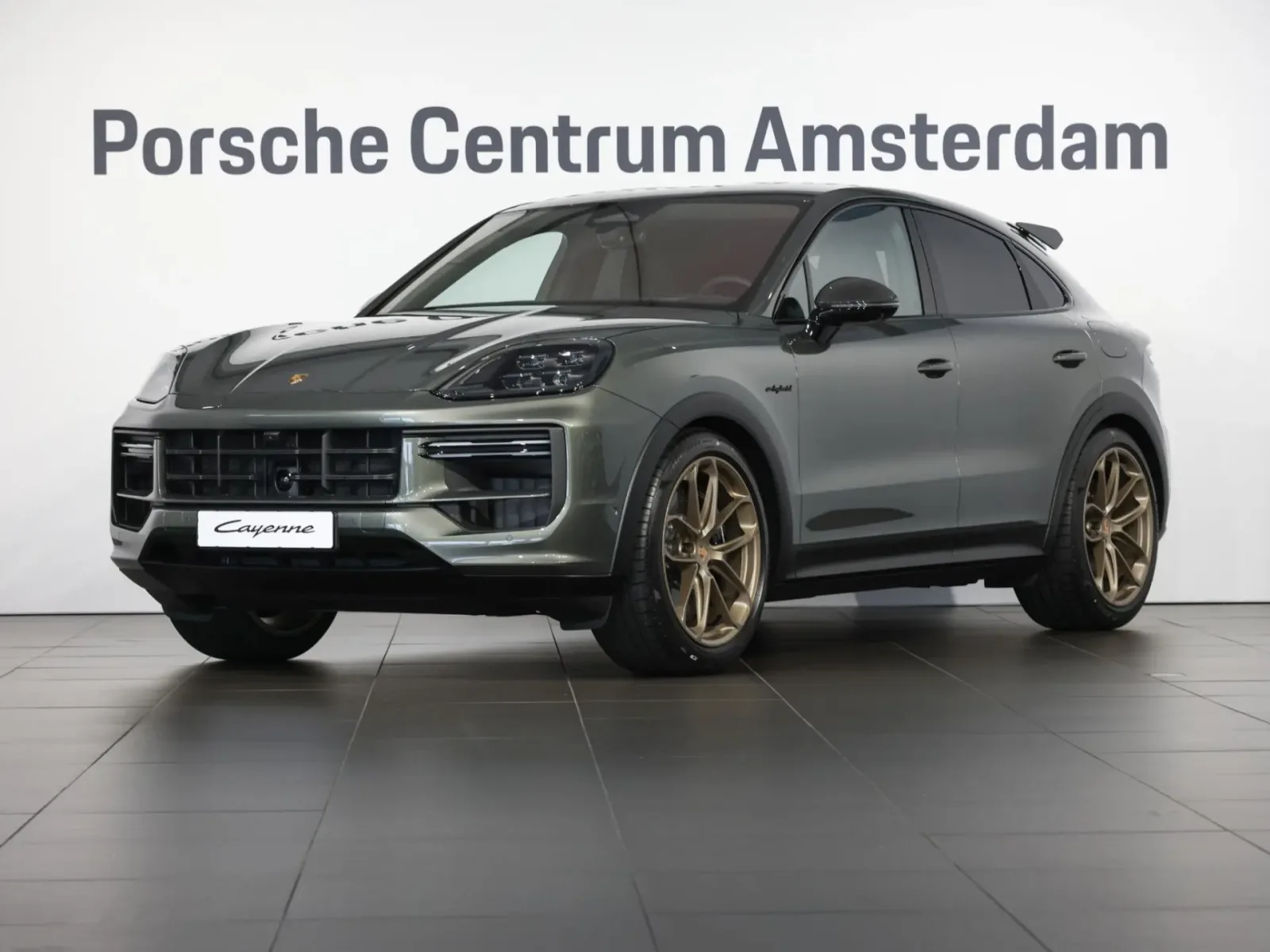 Porsche Cayenne Coupé (2026) — foto 1