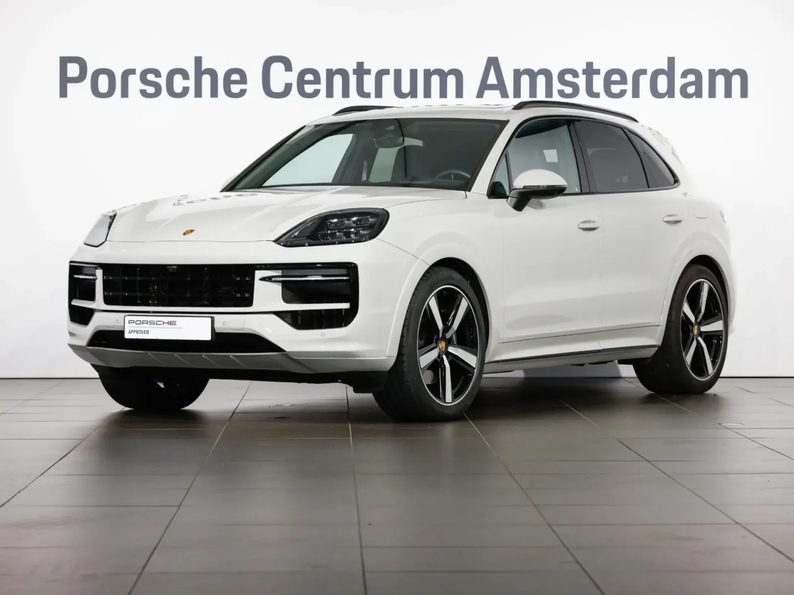 Porsche Cayenne (2024) — foto 1