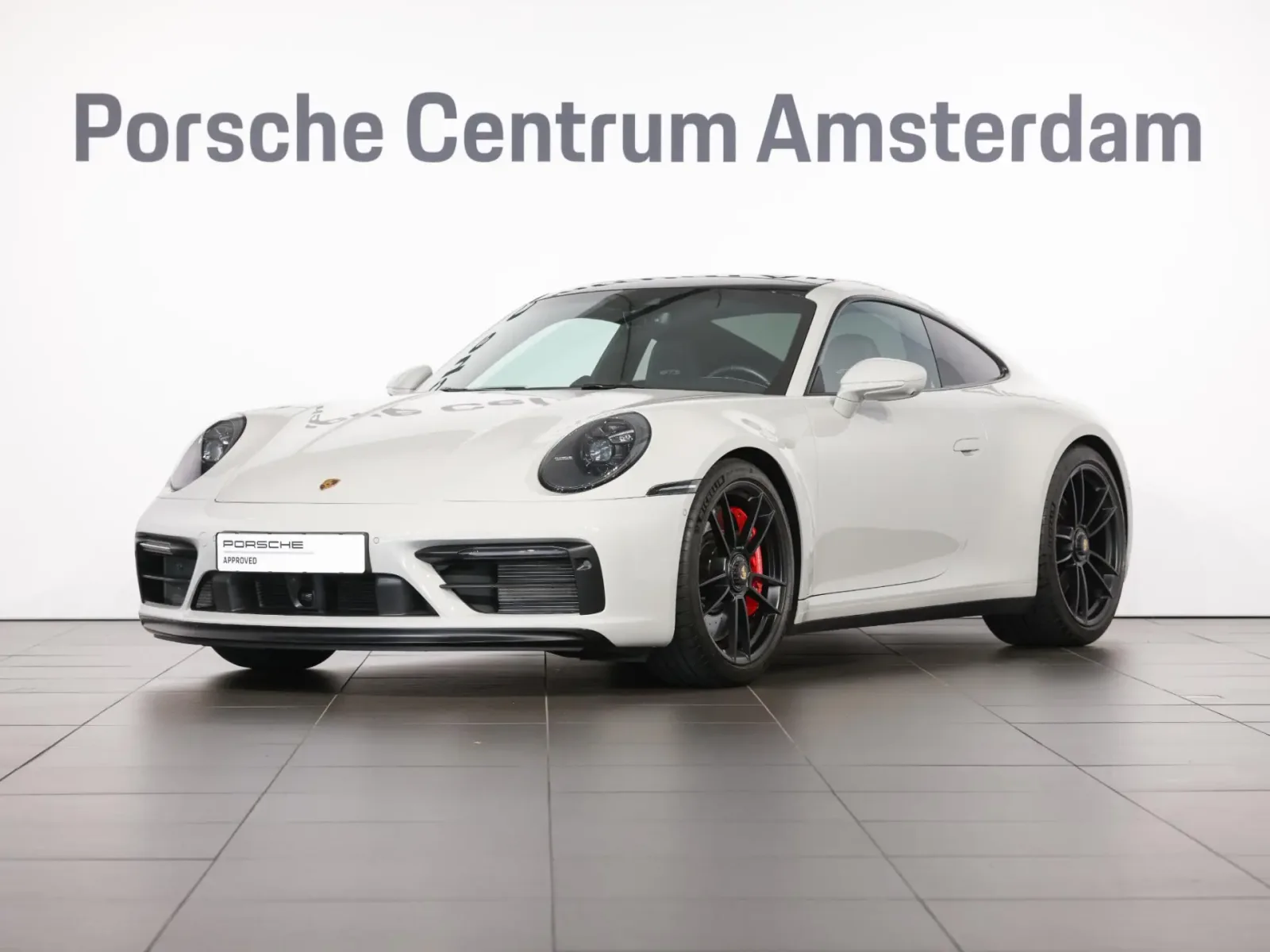 Porsche 911 (2023) — foto 1