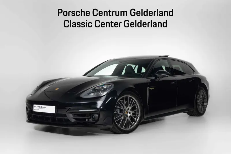 Porsche Panamera (2024)