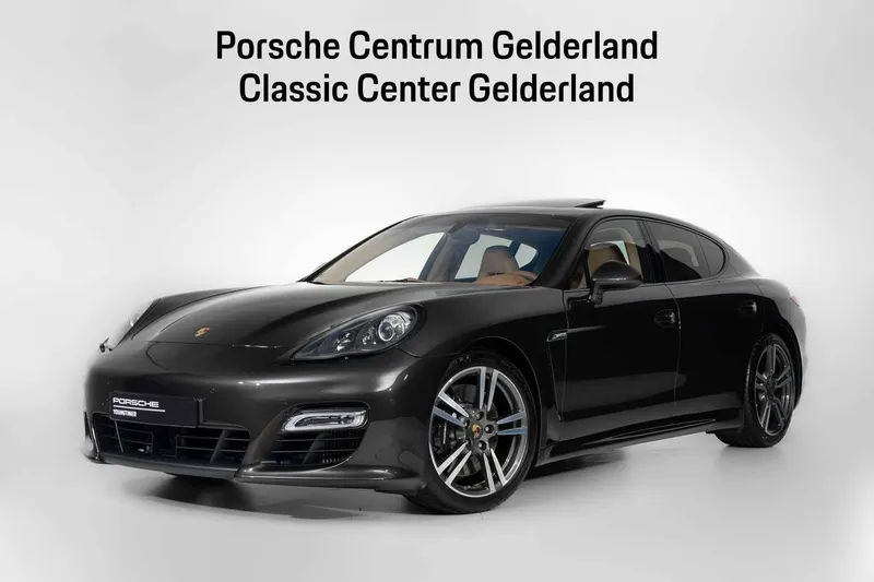 Porsche Panamera (2012)