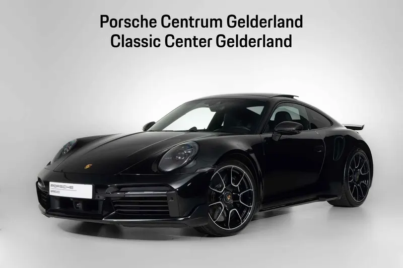 Porsche 911 (2024)