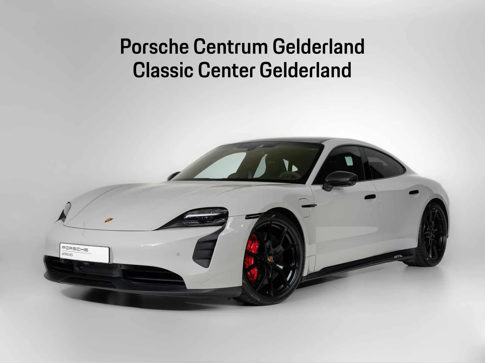 Porsche Taycan (2024) — foto 1
