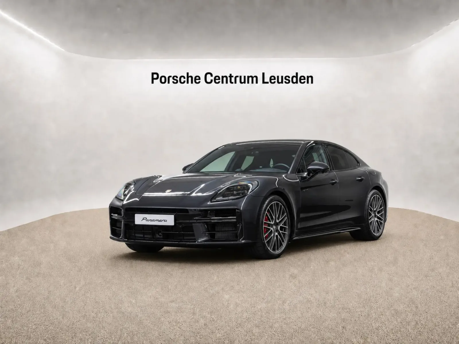 Porsche Panamera (2025) — foto 1