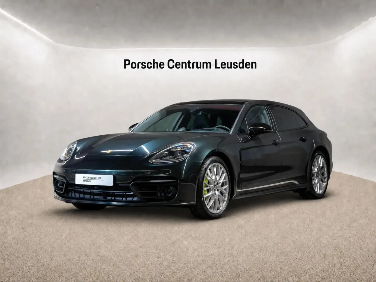 Porsche Panamera (2023) — foto 1