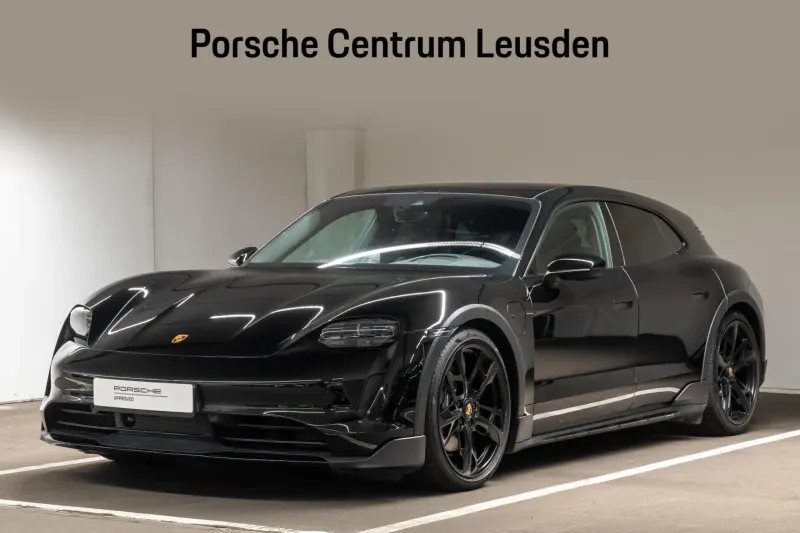 Porsche Taycan Cross Turismo (2023)