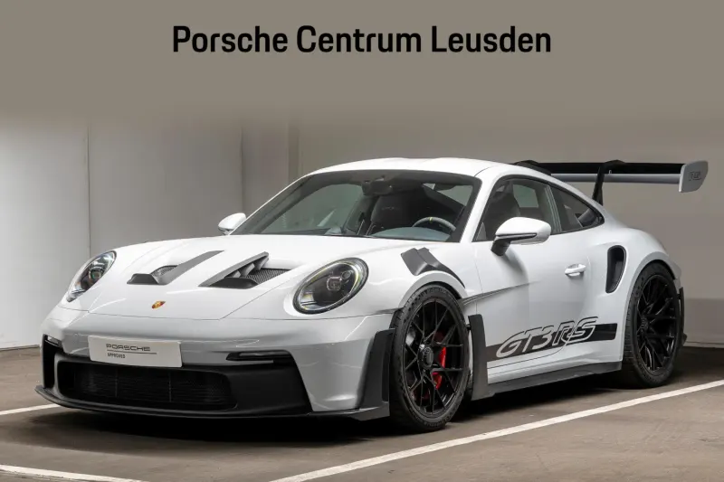 Porsche 911 (2023)