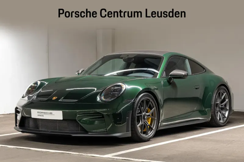 Porsche 911 (2025)