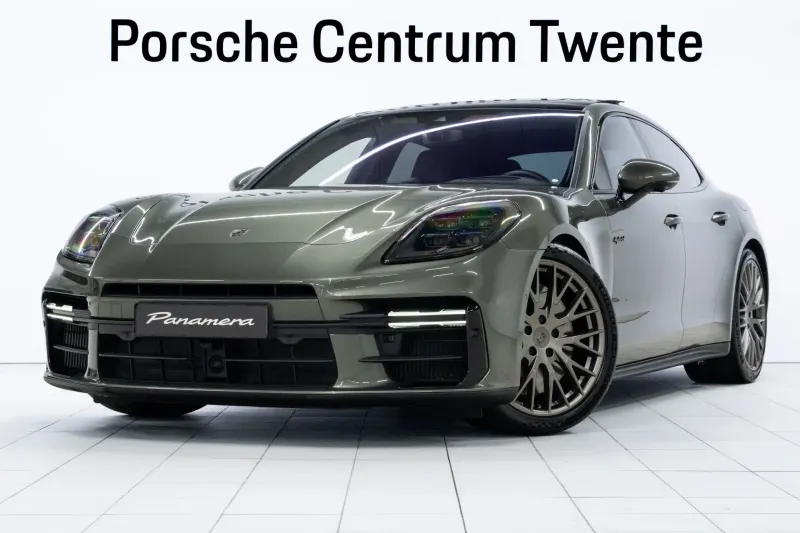 Porsche Panamera (2024)