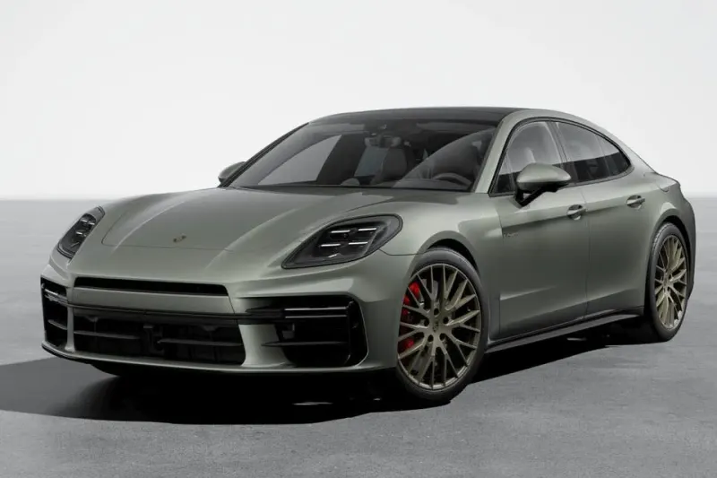 Porsche Panamera (2024)