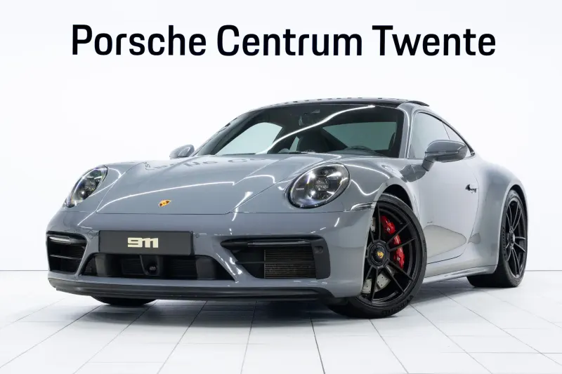 Porsche 911 (2023)