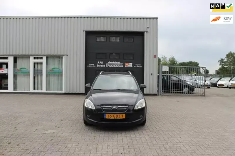 Kia Ceed (2008)