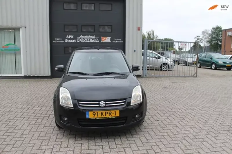 Suzuki Swift (2010)