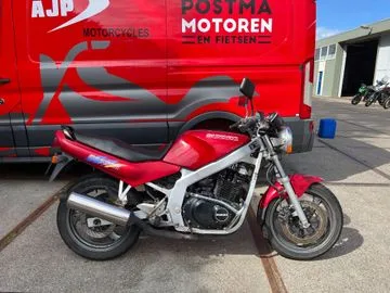 Suzuki GS 500 E (1994) — foto 1