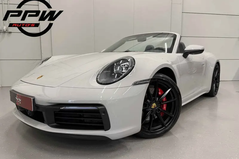 Porsche 911 (2021)