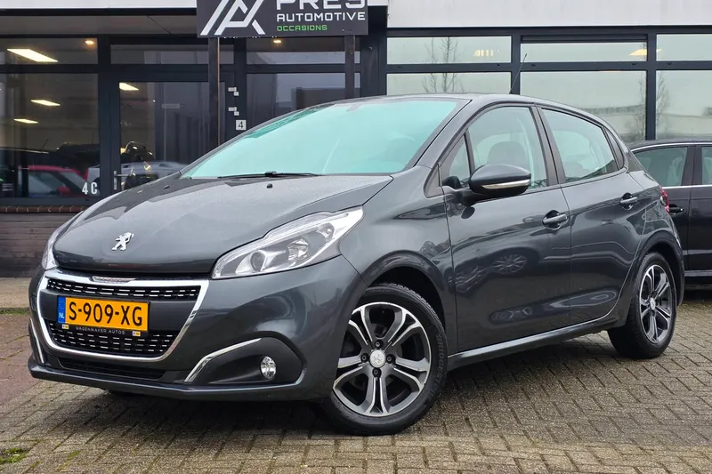 Peugeot 208 (2017)