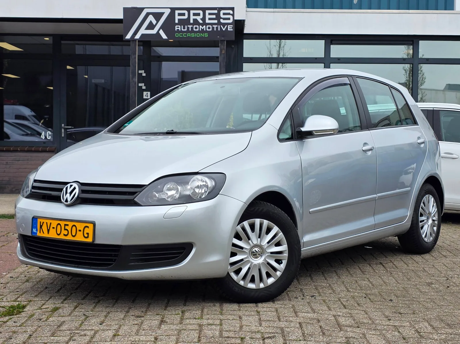 Volkswagen Golf Plus (2010) — foto 1