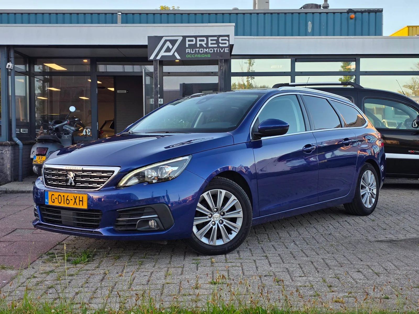Peugeot 308 (2020) — foto 1