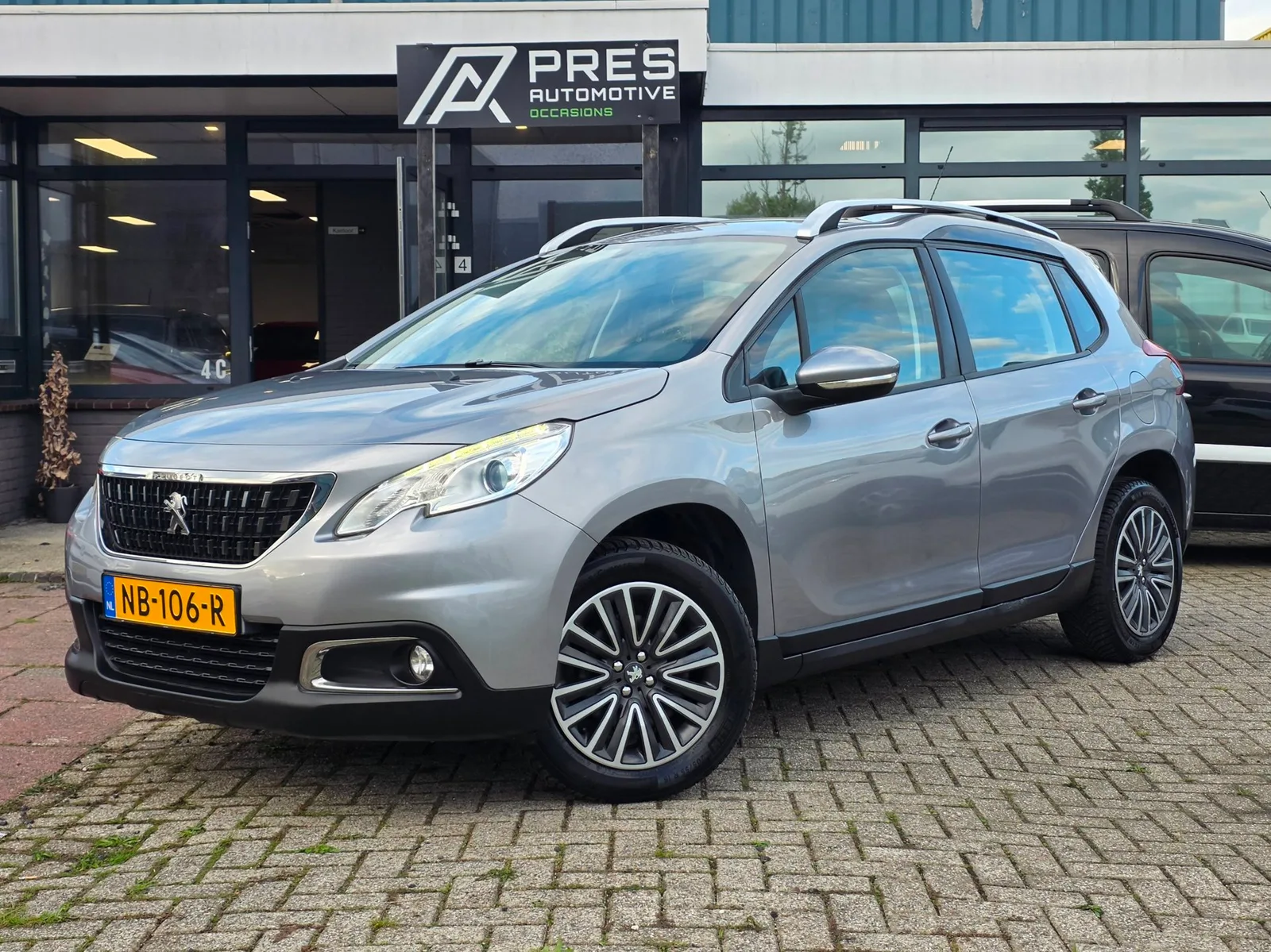 Peugeot 2008 (2017) — foto 1