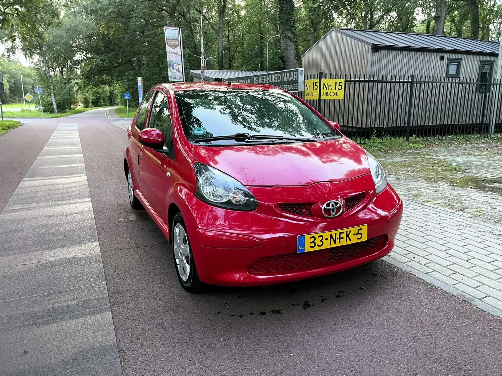 Toyota Aygo (2006) — foto 1
