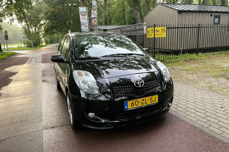 Toyota Yaris (2008)