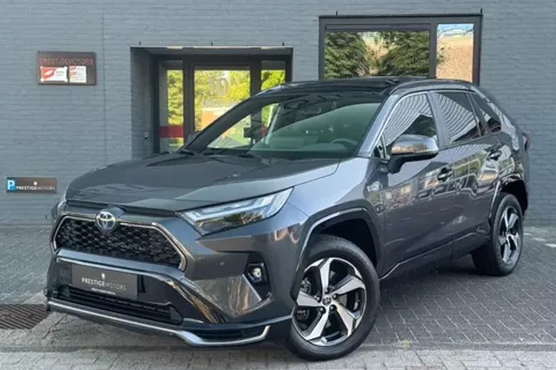 Toyota RAV4 (2024)