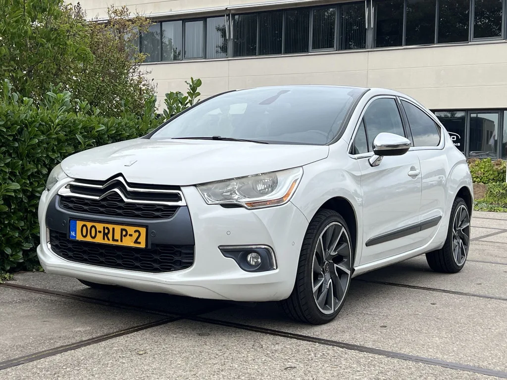 Citroën DS4 (2011) — foto 1