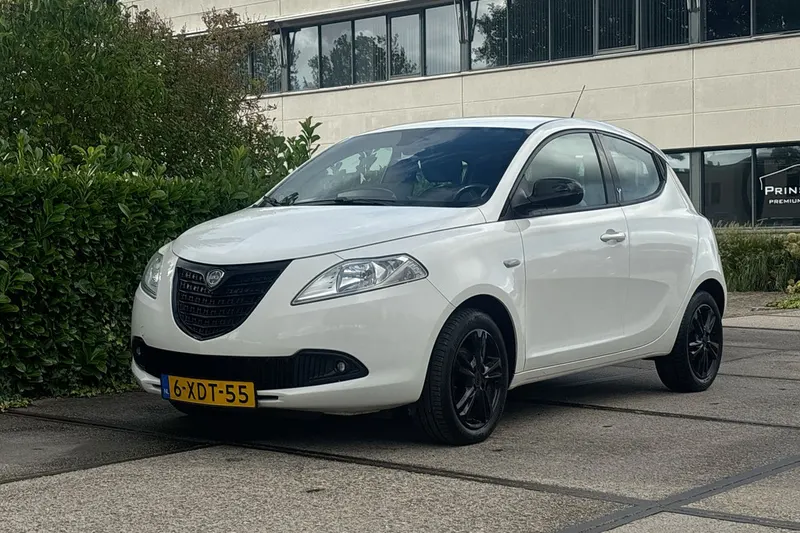 Lancia Ypsilon (2014)