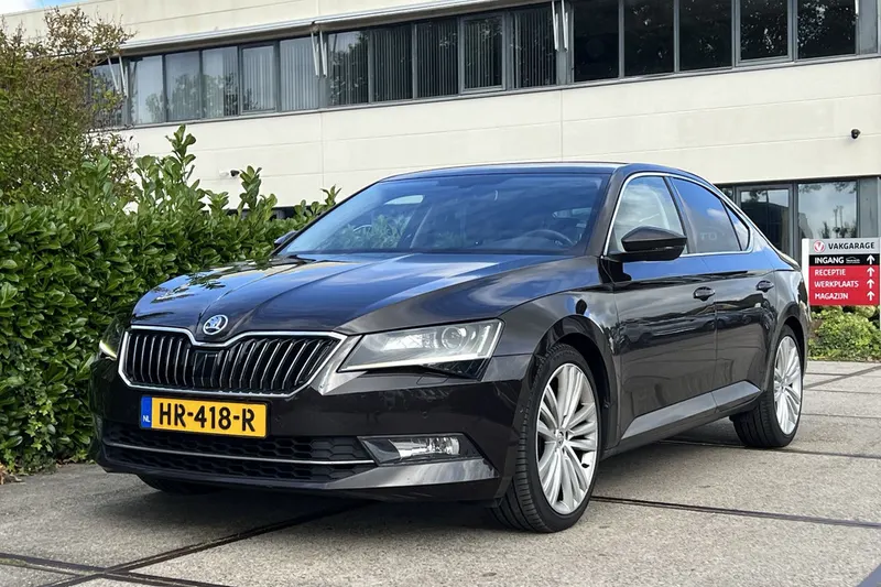 Škoda Superb (2015)
