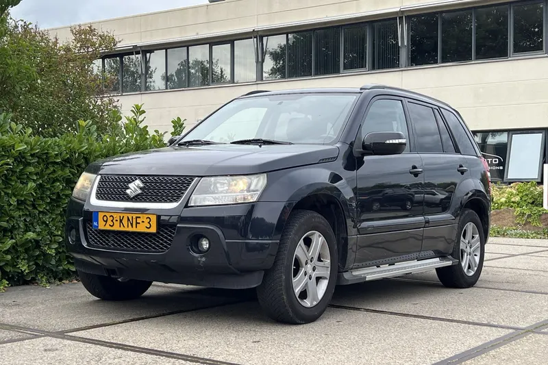 Suzuki Grand Vitara (2010)
