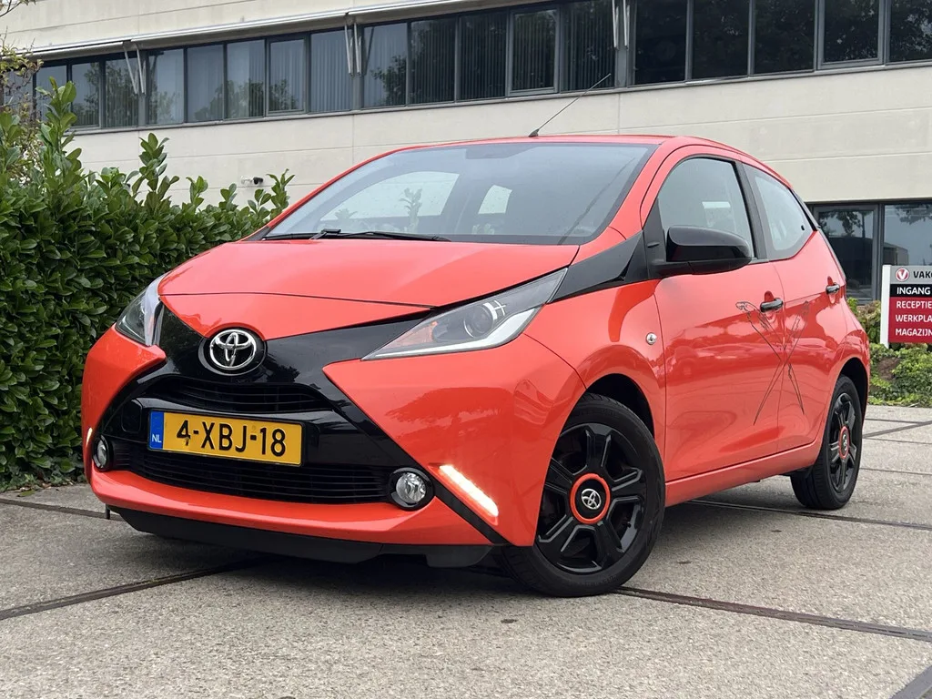 Toyota Aygo (2014) — foto 1