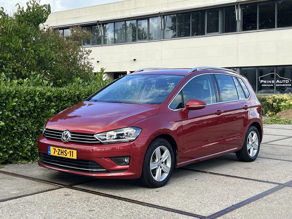 Volkswagen Golf Sportsvan (2015) — foto 1