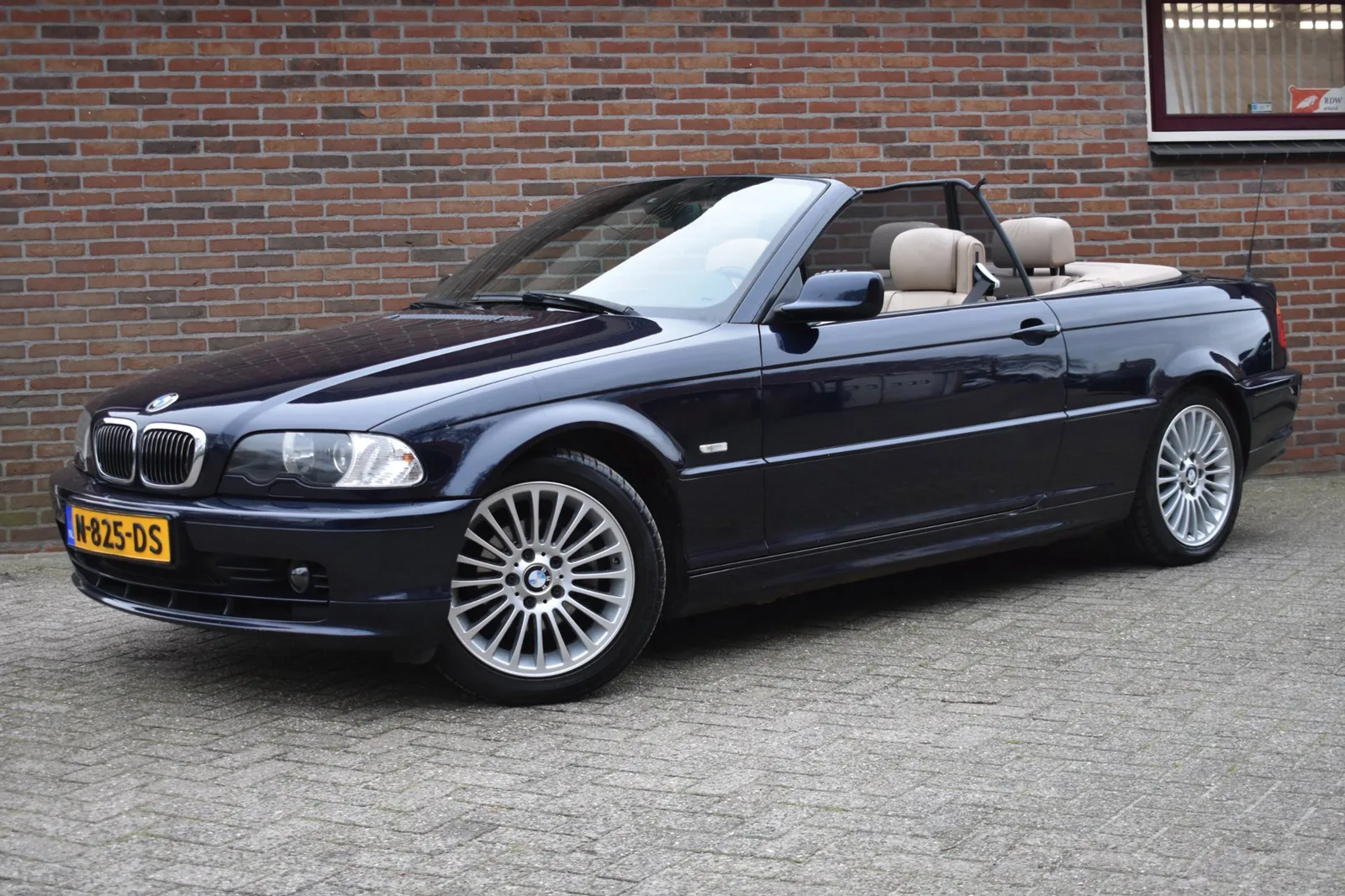 BMW 3-Serie (2003) — foto 1