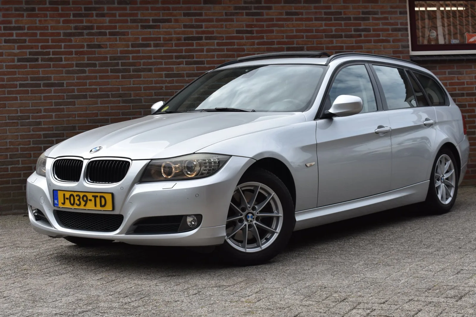 BMW 3-Serie (2010) — foto 1