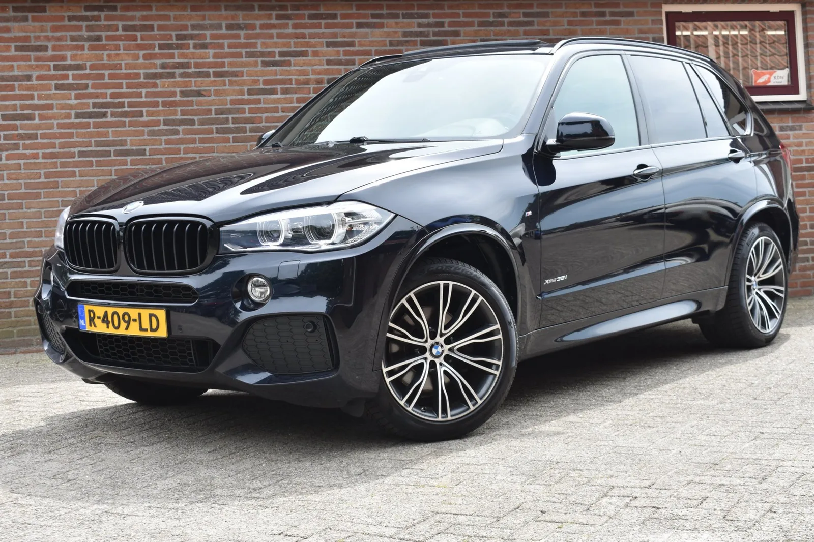 BMW X5 (2017) — foto 1