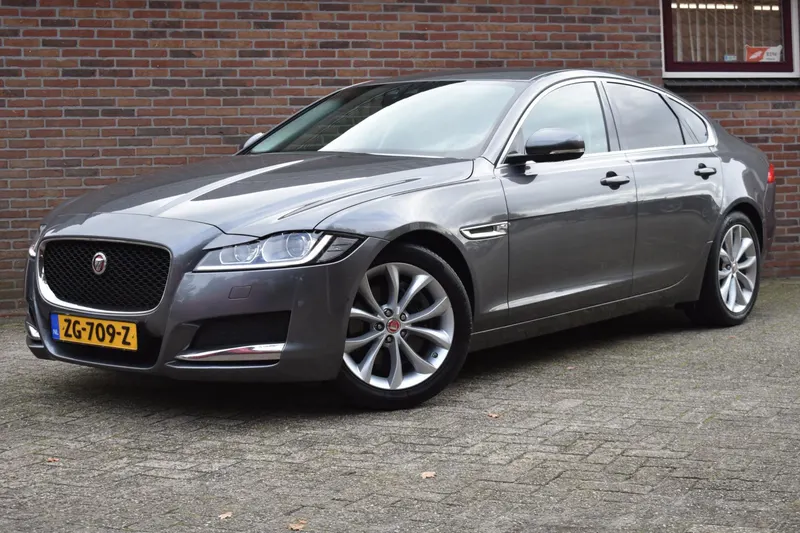 Jaguar XF (2019)