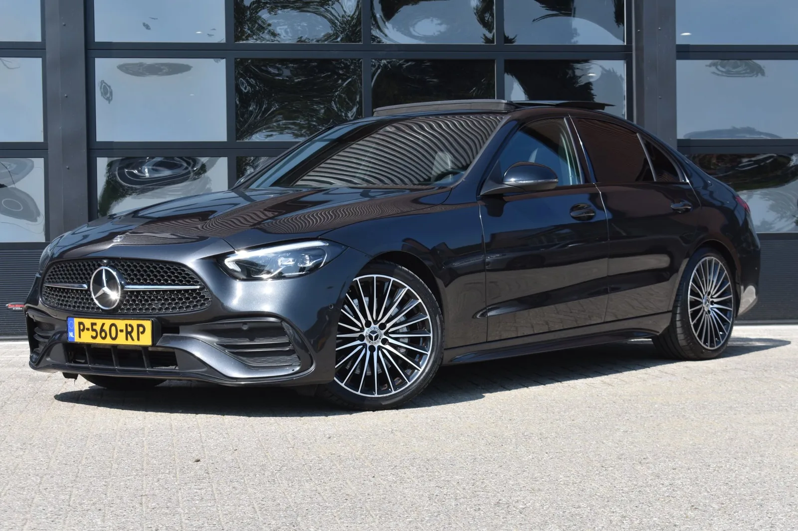 Mercedes-Benz C-Klasse (2022) — foto 1