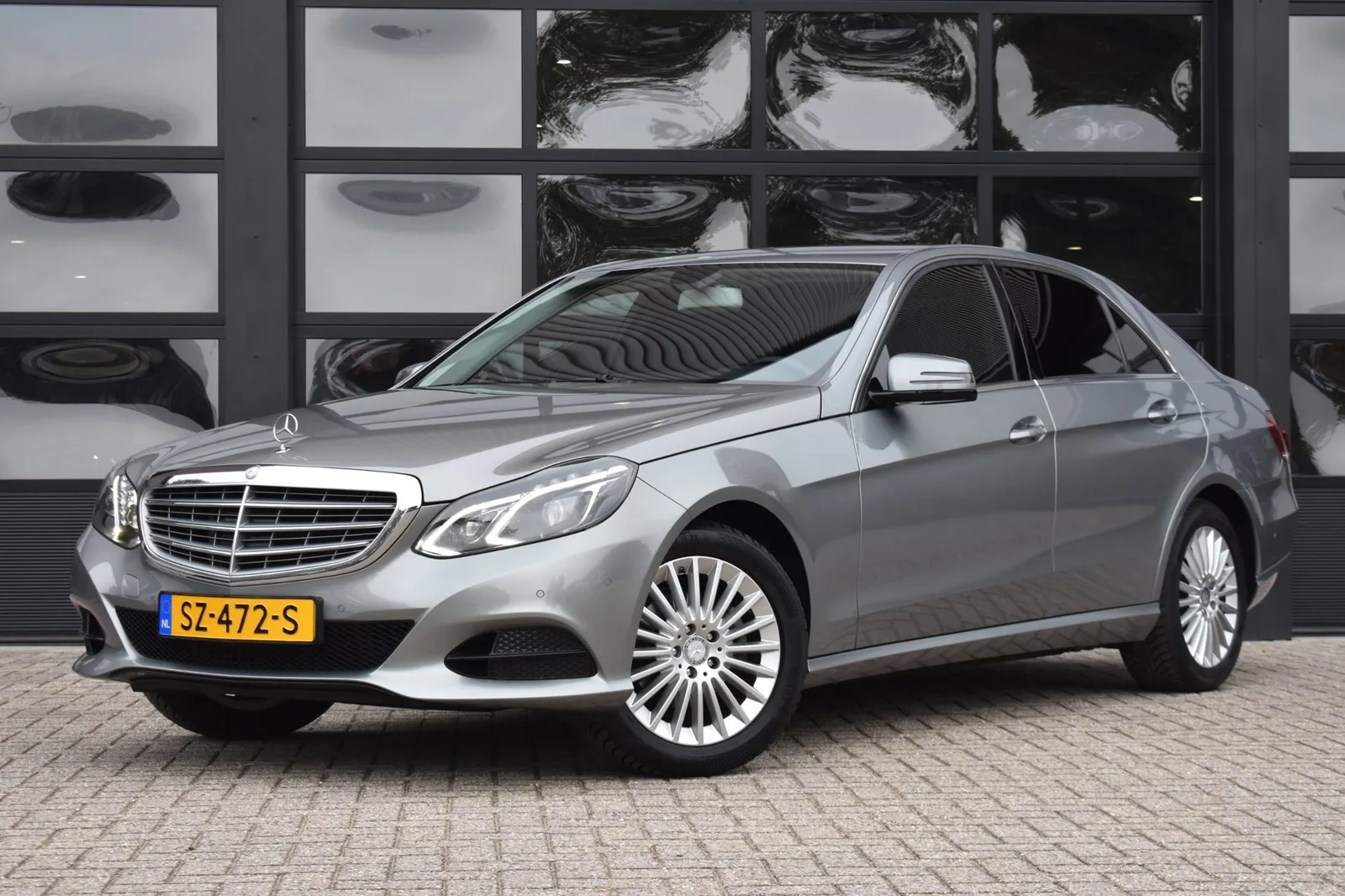 Mercedes-Benz E-Klasse (2013) — foto 1