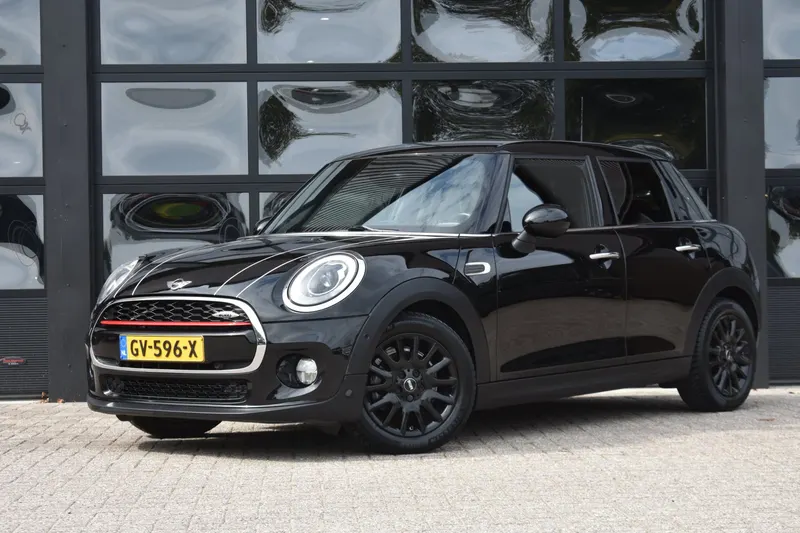 MINI Cooper (2015)