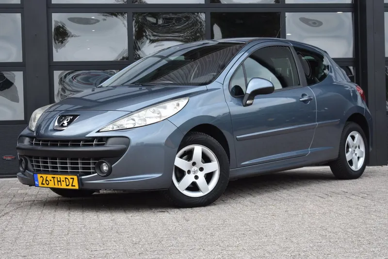 Peugeot 207 (2006)