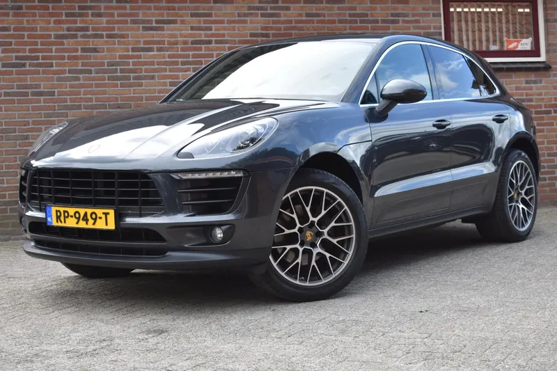 Porsche Macan (2018)