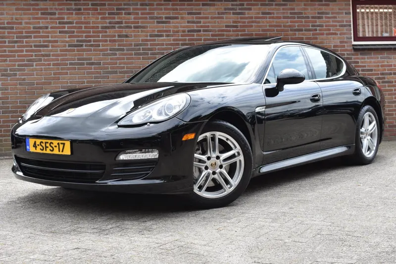 Porsche Panamera (2012)
