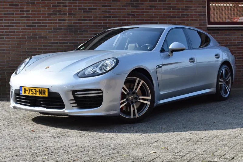 Porsche Panamera (2013)
