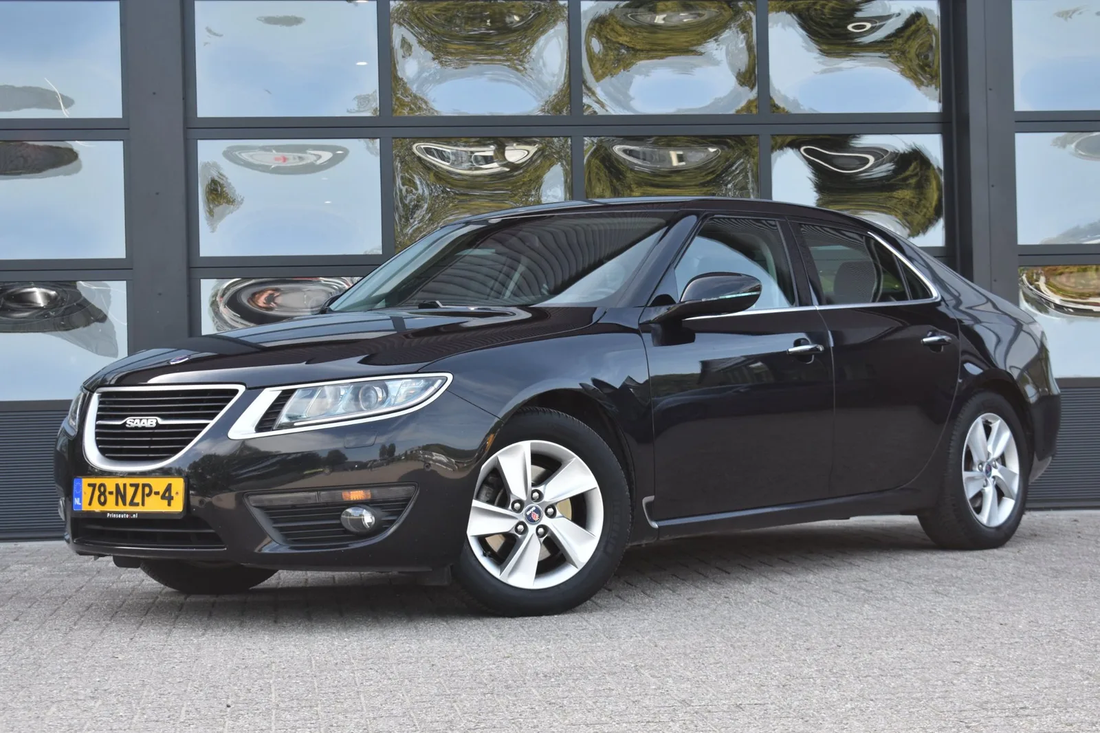 Saab 9-5 (2011) — foto 1
