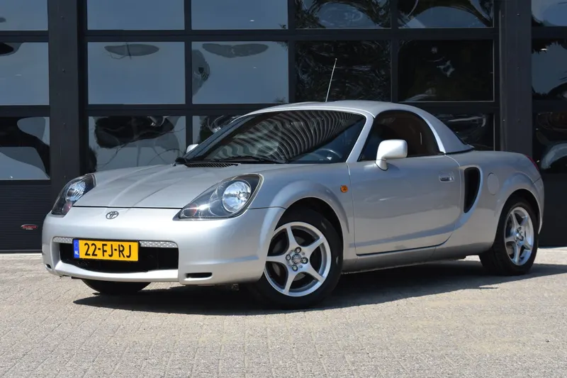 Toyota MR 2 (2000)