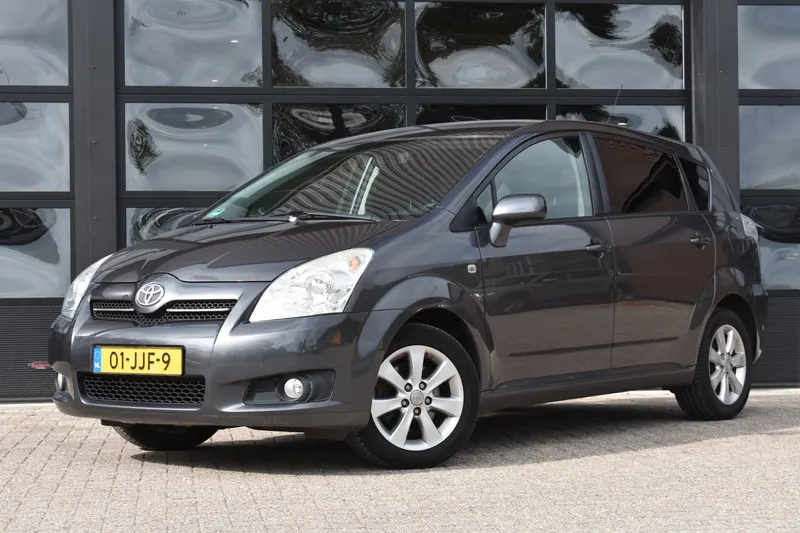 Toyota Verso (2009)