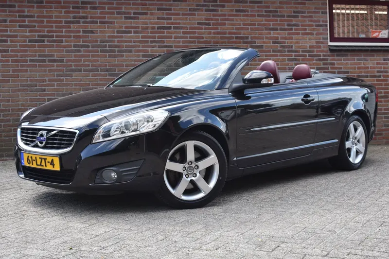 Volvo C70 (2010)