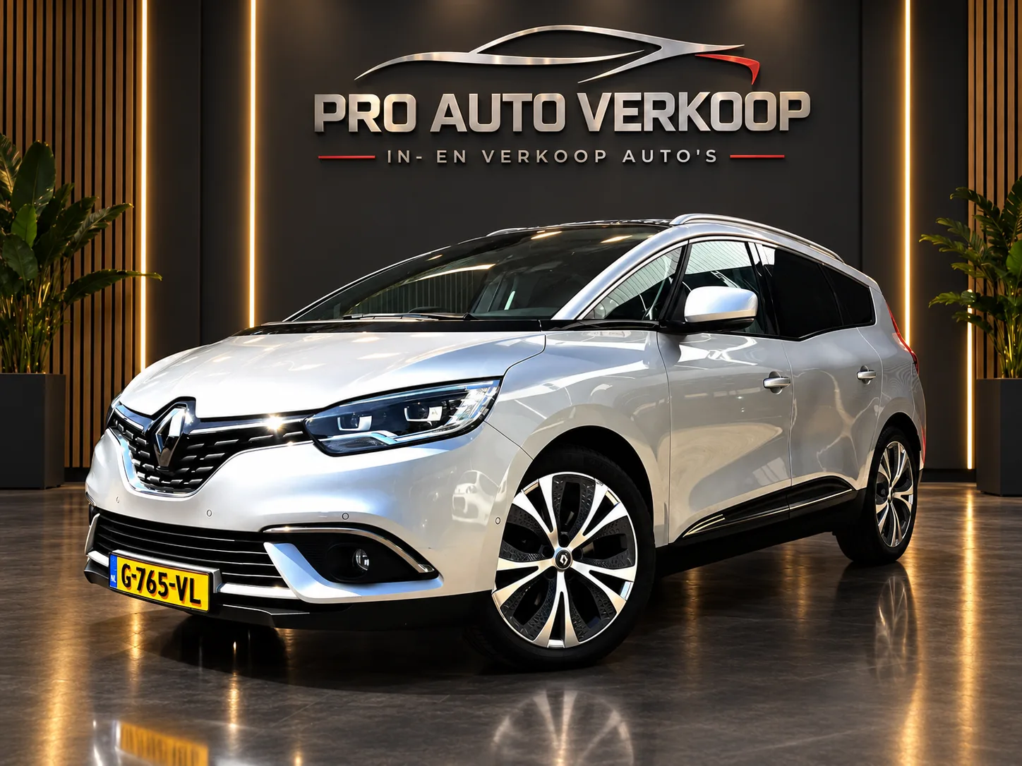 Renault Grand Scénic (2018) — foto 1